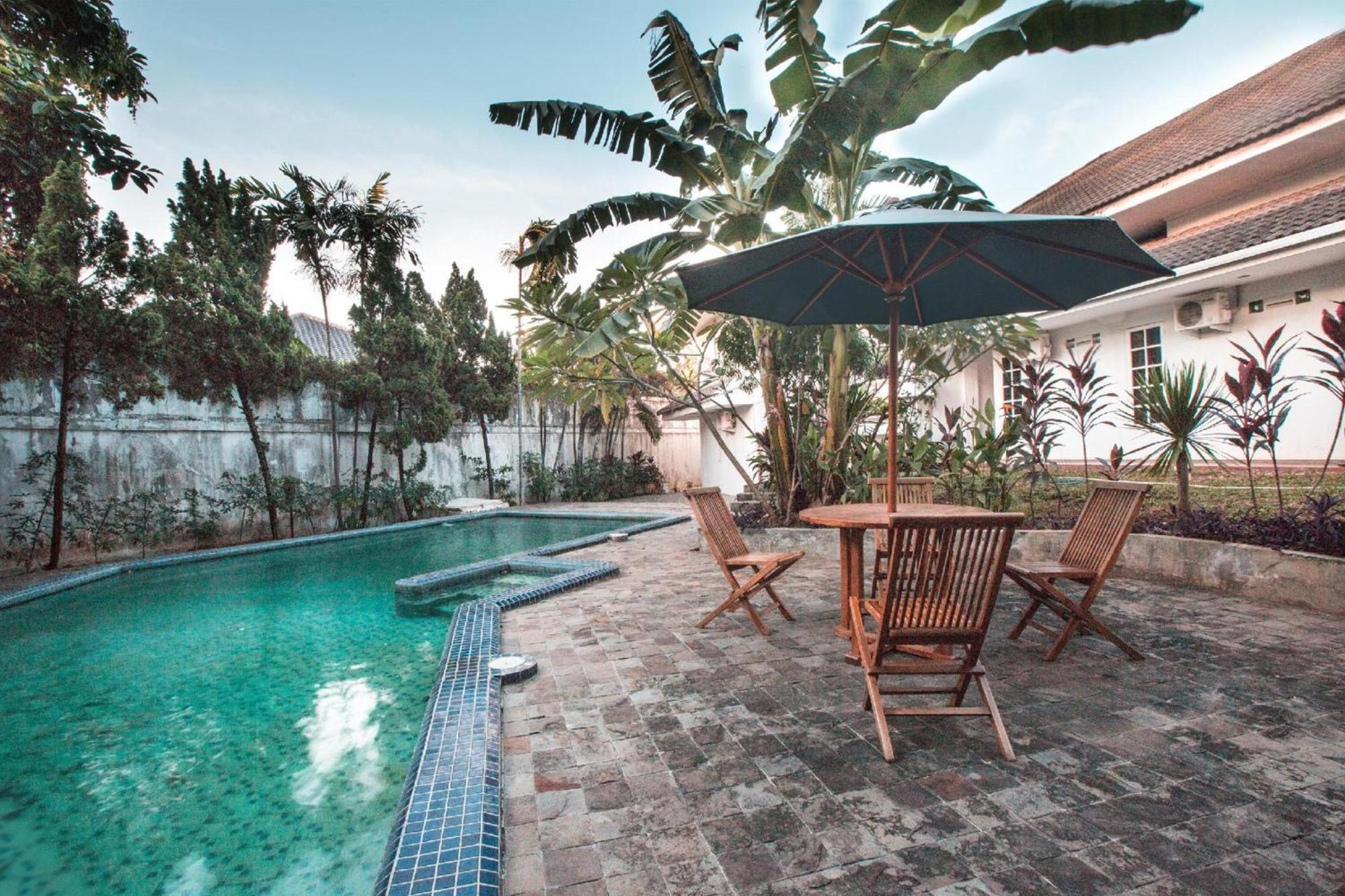 Capital O 332 Residence G17 Kemang Yakarta Exterior foto